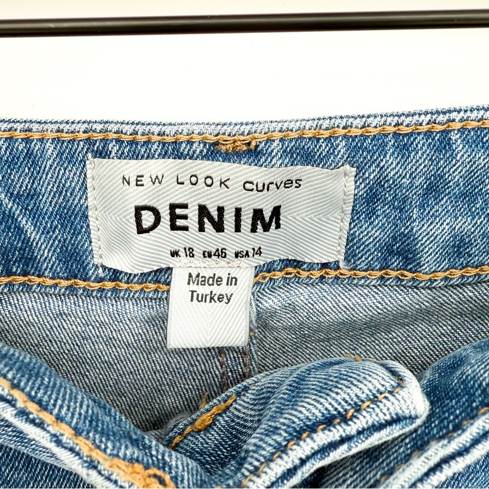 NWT New Look Curves High Rise Bootcut Jeans Size 14 - Picture 8 of 13
